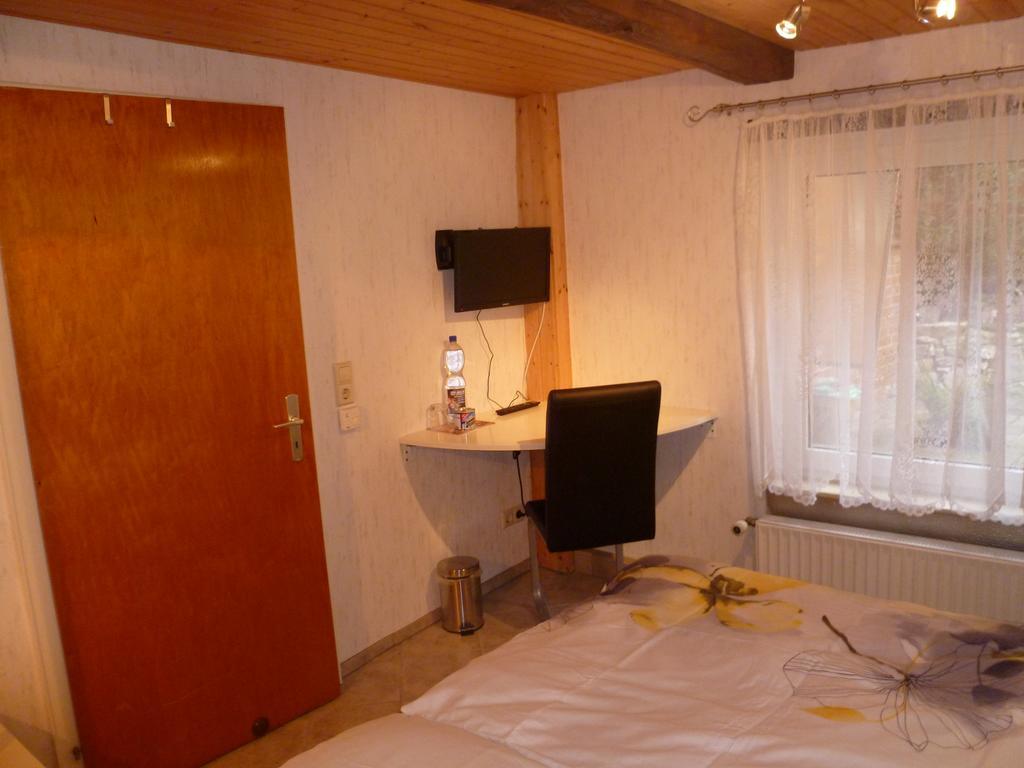 Guest House Schneider Laatzen Ngoại thất bức ảnh