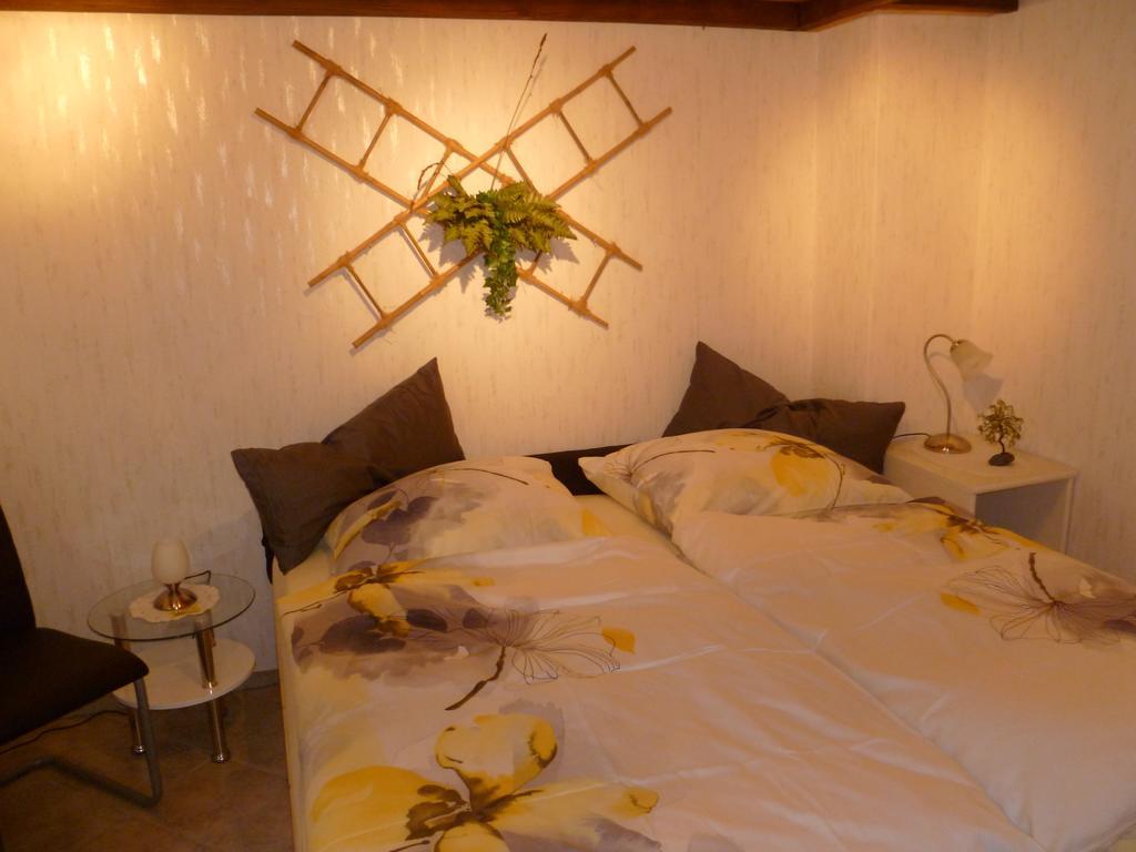 Guest House Schneider Laatzen Ngoại thất bức ảnh